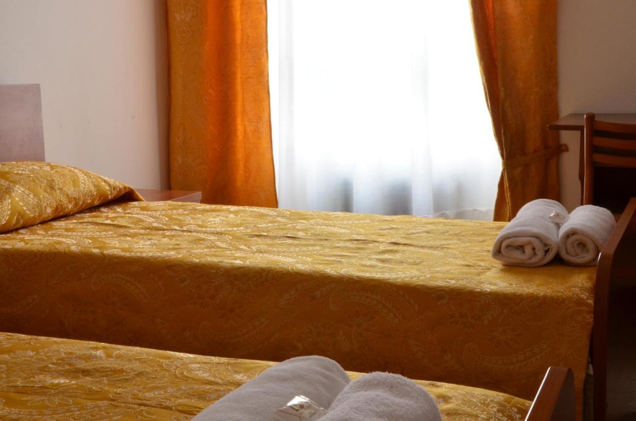 Triple Room with Private Bathroom,1176316945:JPEG