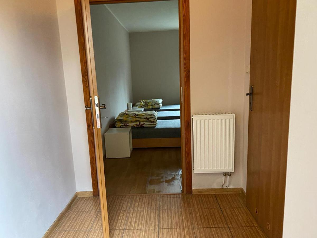 Pokój trzyosobowy z łazienką
