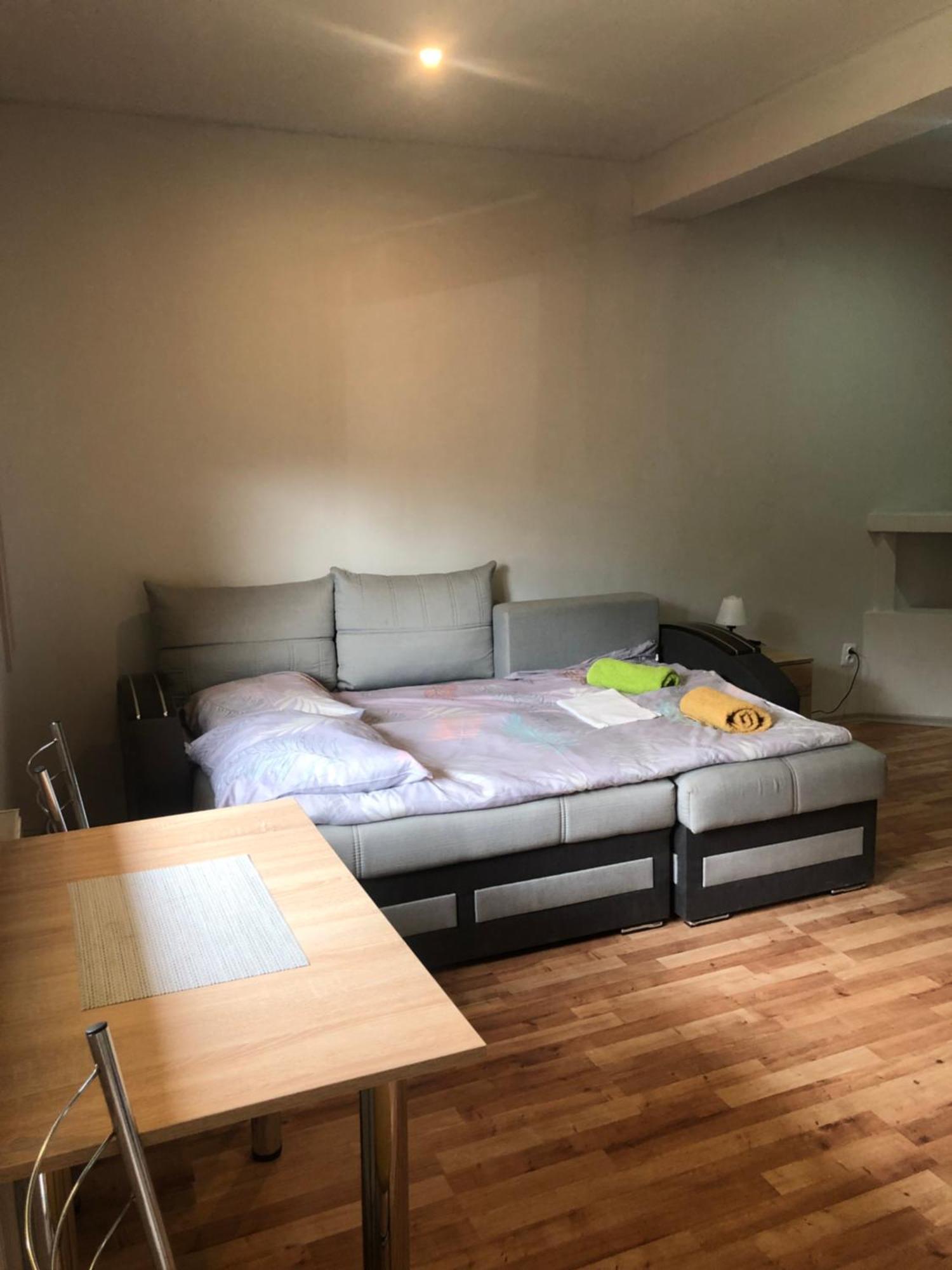 Pokój Dwuosobowy typu Deluxe z prysznicem