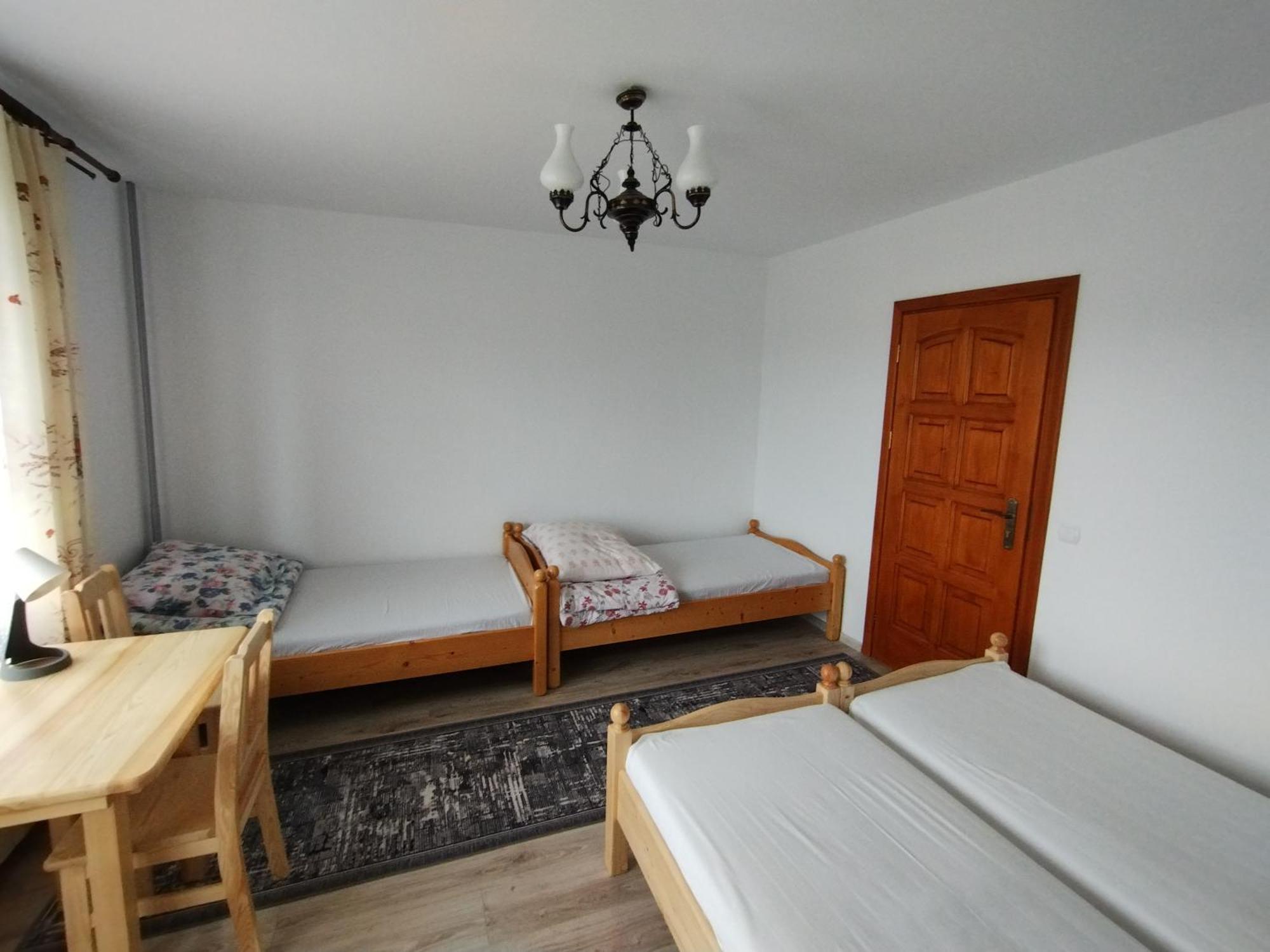 Pokój trzyosobowy z widokiem na góry