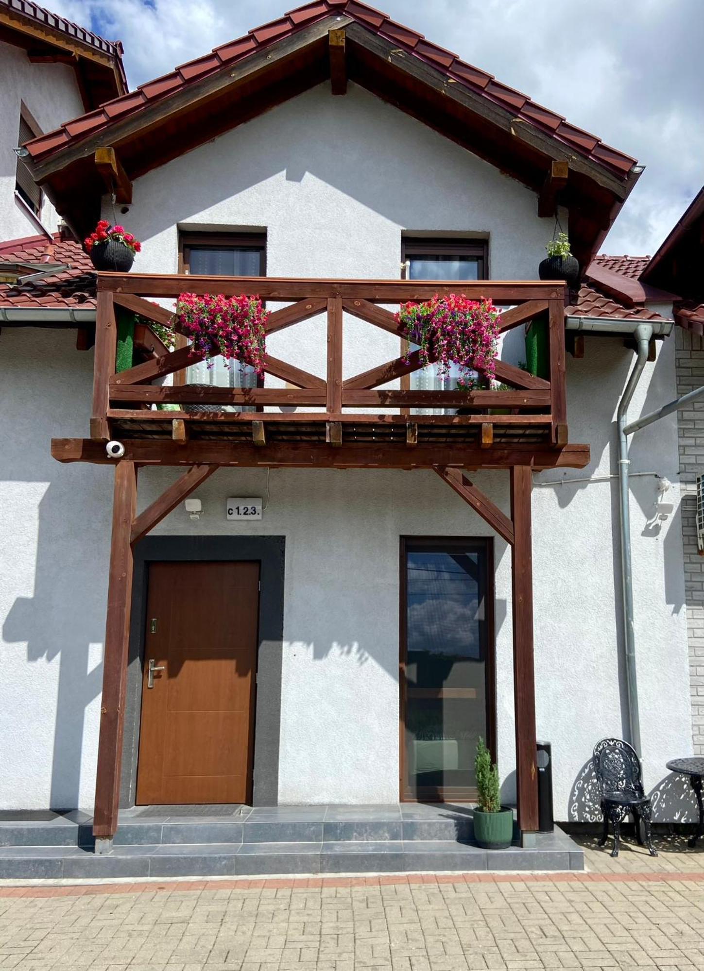 Pokój jednoosobowy z prywatną łazienką