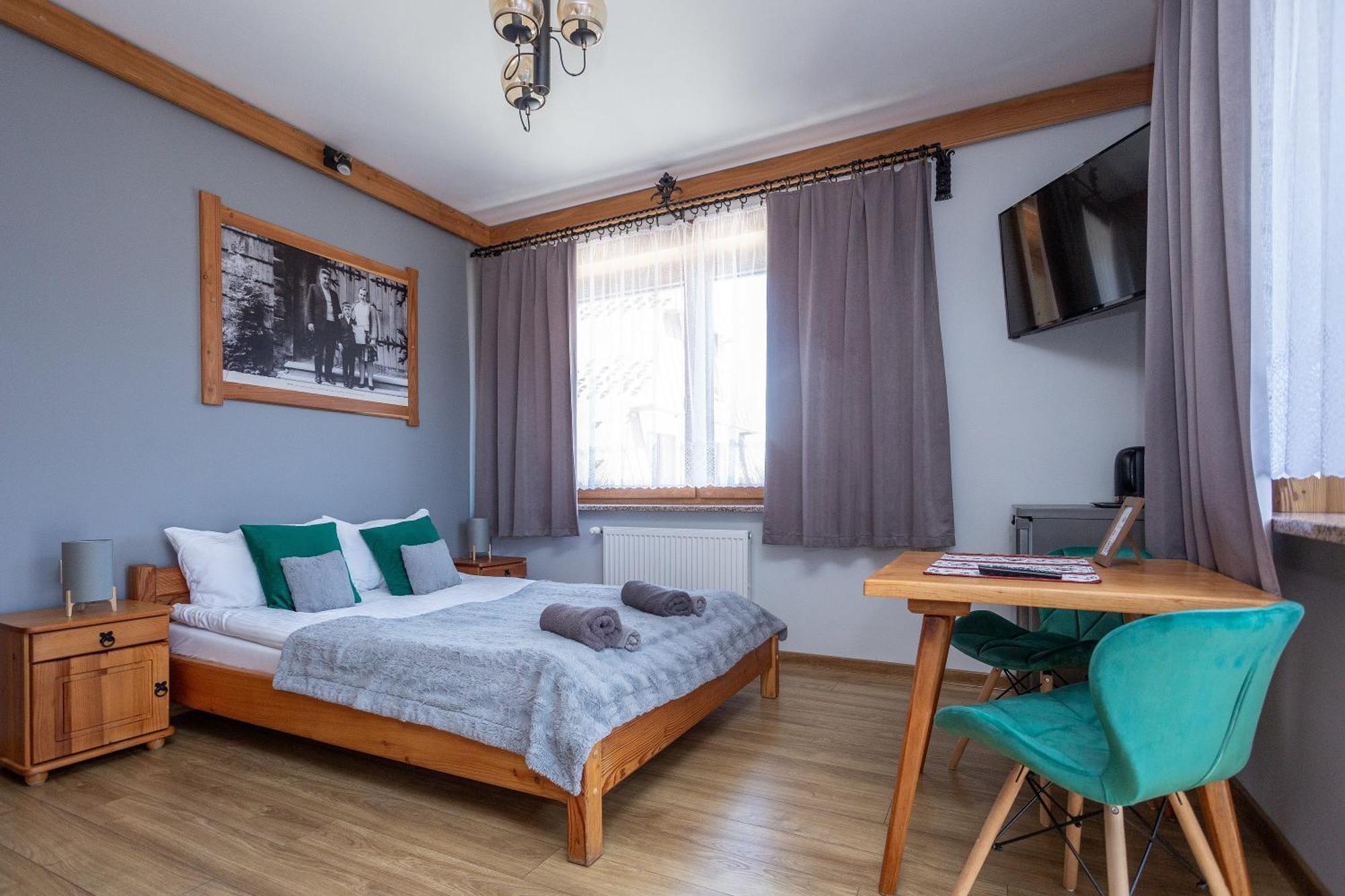 Pokój Dwuosobowy z balkonem