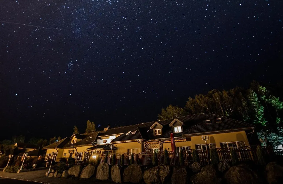 Dwór Skalny Apartamenty, Pokoje i Restauracja Karczma Skalna-1