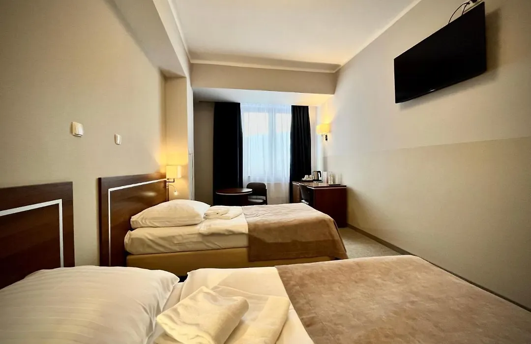 Hotel Dębowiec-1