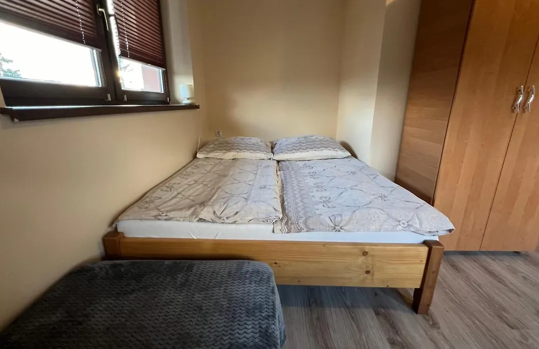 Noclegi u Basi-1
