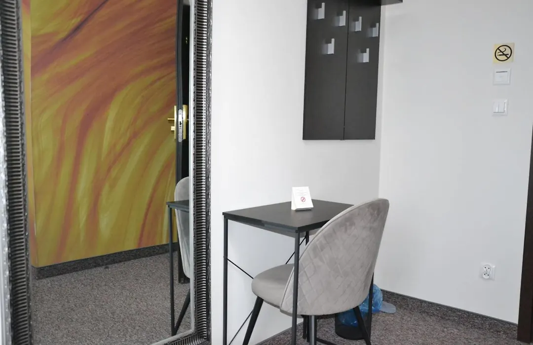 Hotel Bursztynowa-1