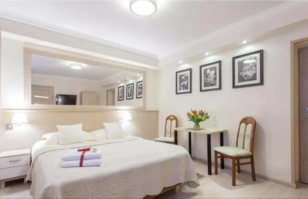 Villa Anna - Noclegi Rooms - FREE parking, taras, 1500m do Starówki-1