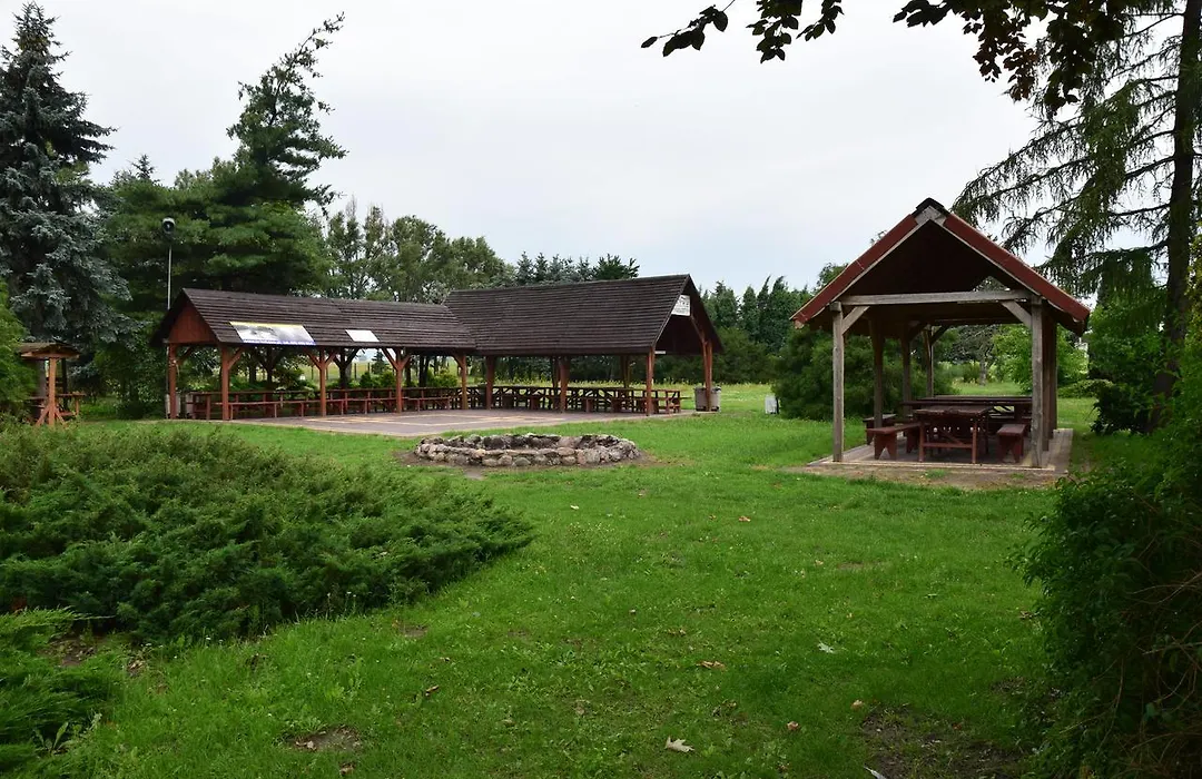 Hotel Poświętne-1