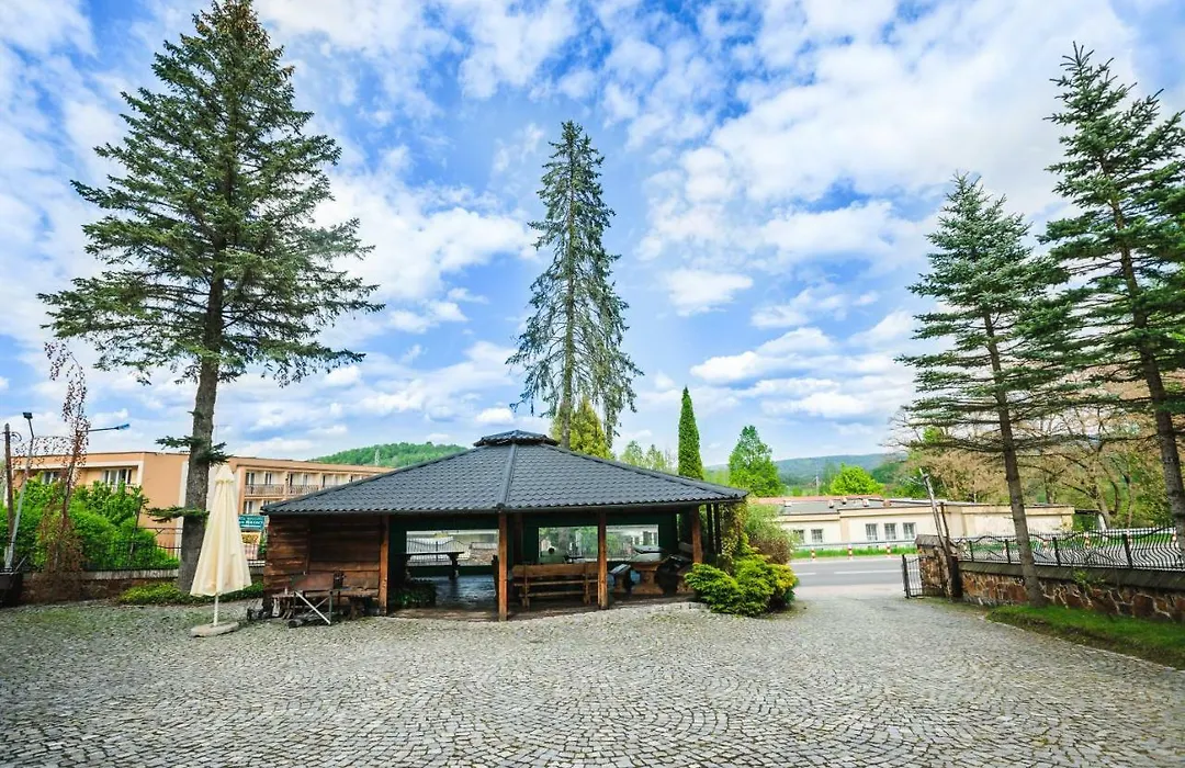 Ośrodek Wypoczynkowy Tarnica-1