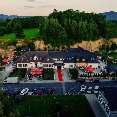 Dwór Skalny Apartamenty, Pokoje i Restauracja Karczma Skalna-2
